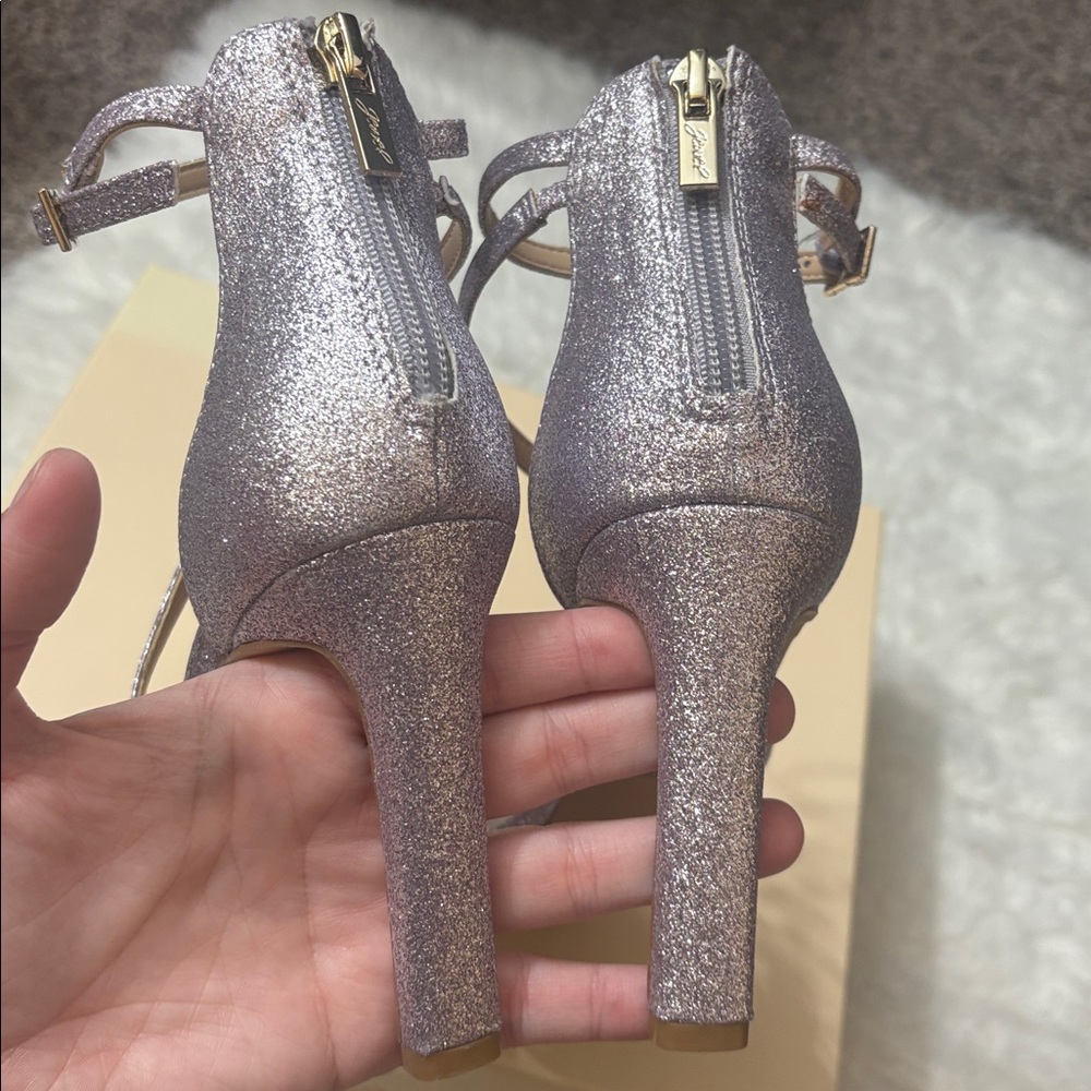 NEW In Box Jewel Badgley Mischka Purple Lilac Glitter Diana Strappy Heels Size 7 - Picture 5 of 16